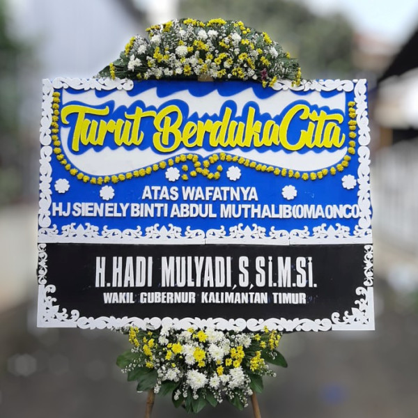 Karangan Bunga Duka  di Sigi